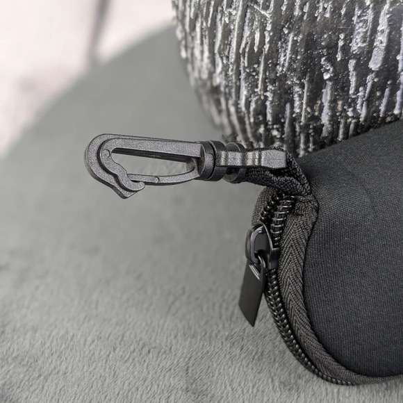 Black neoprene zippered glasses sunglasses case pouch - Picture 3 of 6